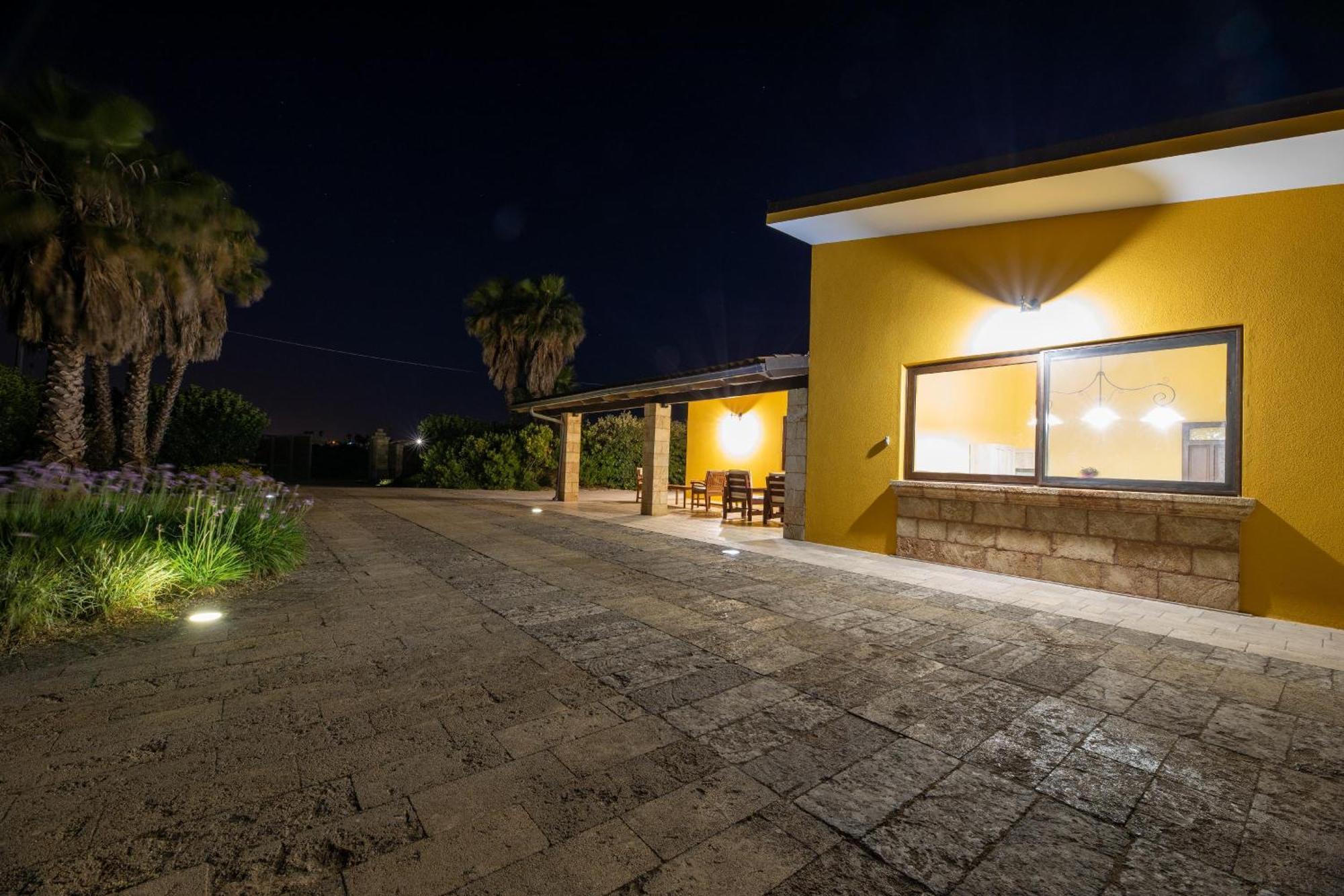 Villa Esmeralda 塔维亚诺 外观 照片